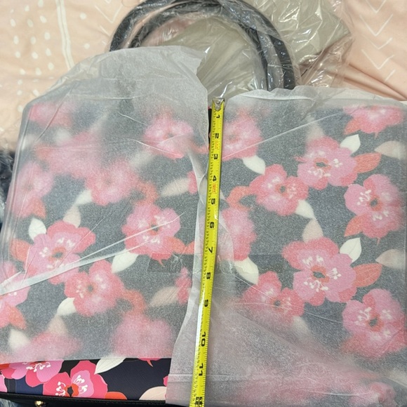 Trina Turk Floral Tote Bag and matching wallet - Picture 5 of 5